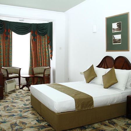 Galway Forest Lodge Hotel Нувара Елия Екстериор снимка