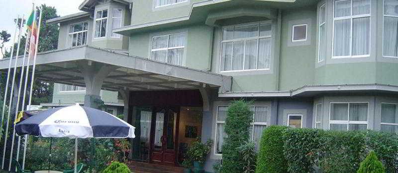 Galway Forest Lodge Hotel Нувара Елия Екстериор снимка
